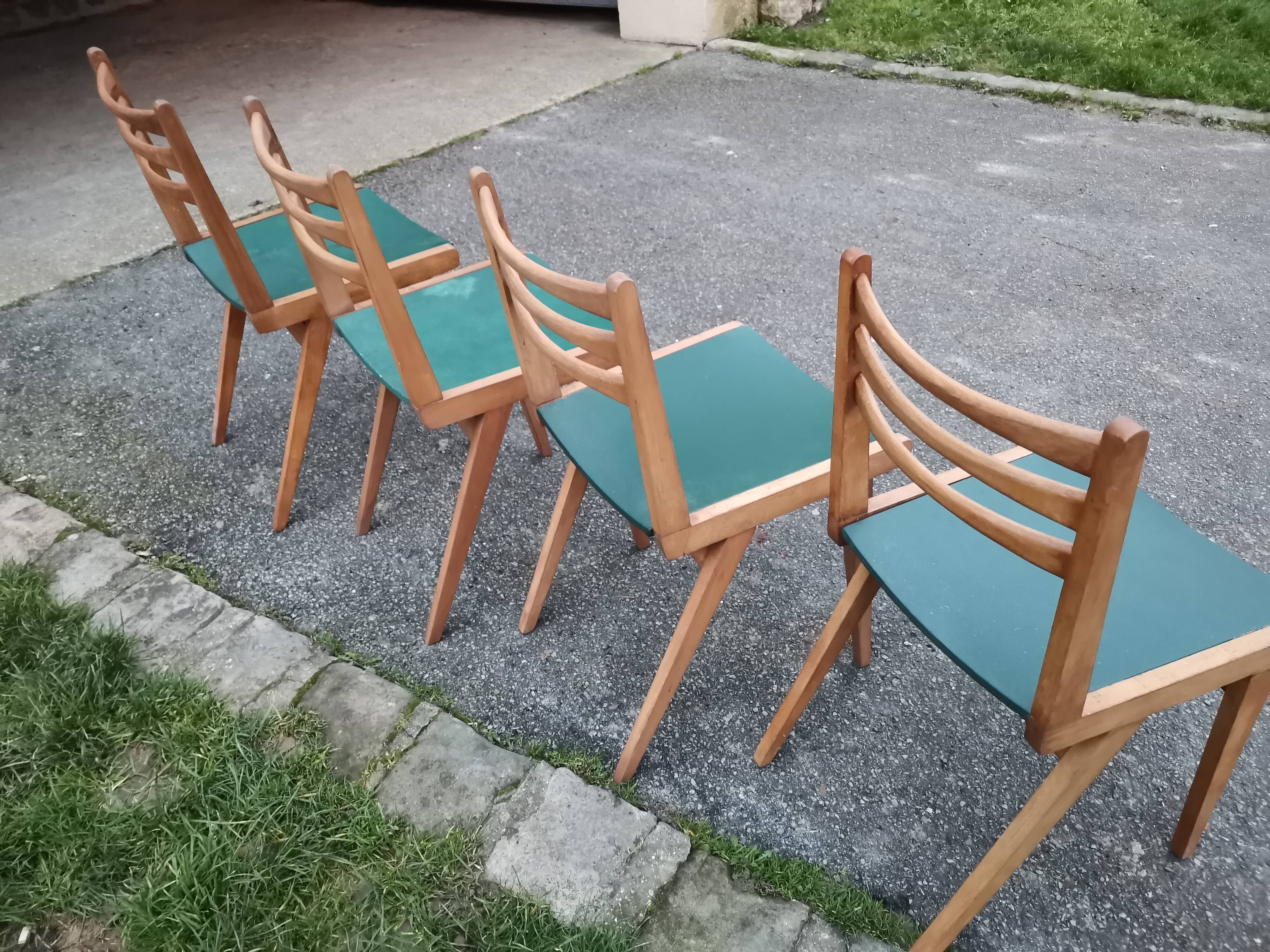 Suite de 4 chaises vintage