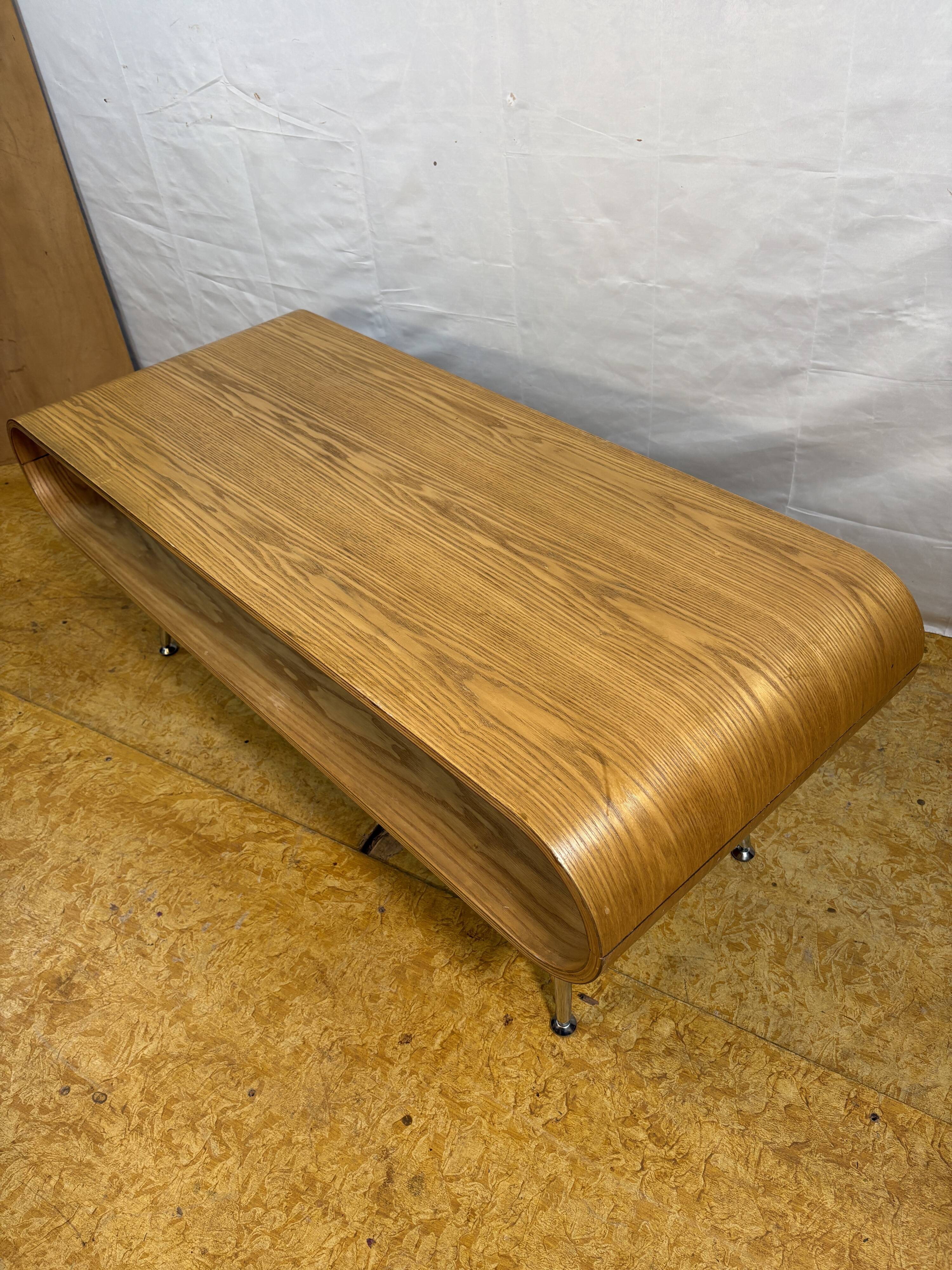 Mid century retro vintage style sputnik coffee table  Bring a dash of retro