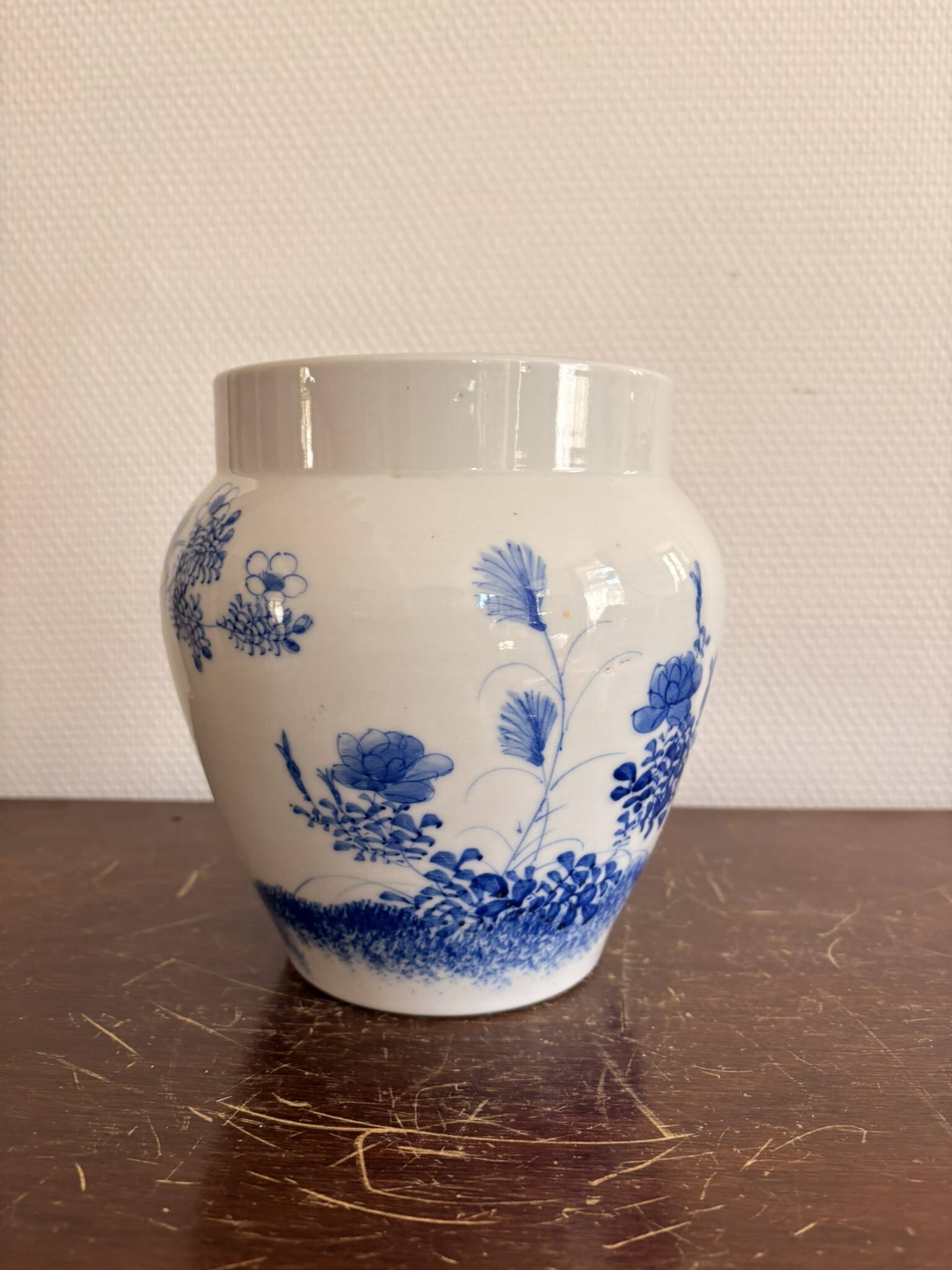 Ancient Vase Flower Pot Blue White Porcelain Bird Arita Imari Seto Peony