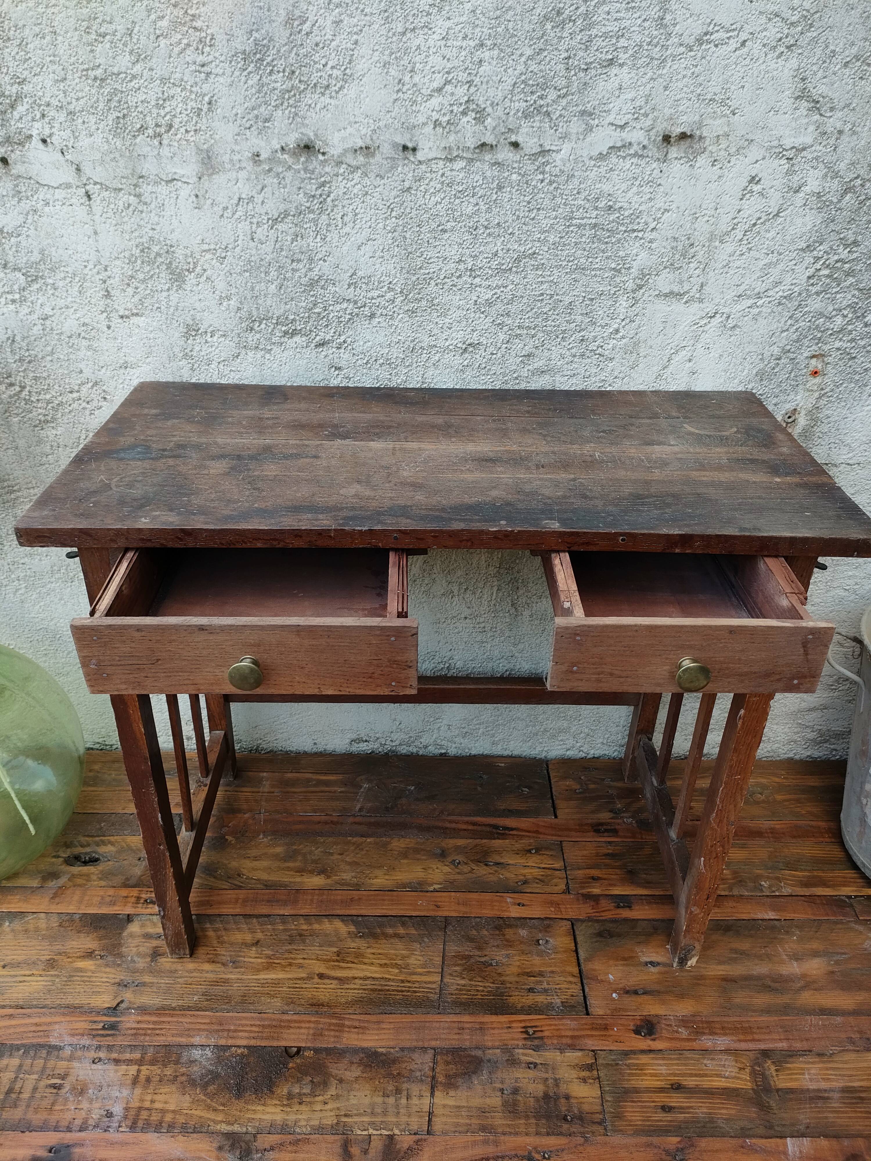 Bureau en bois