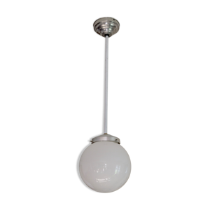suspension globe opaline années 20