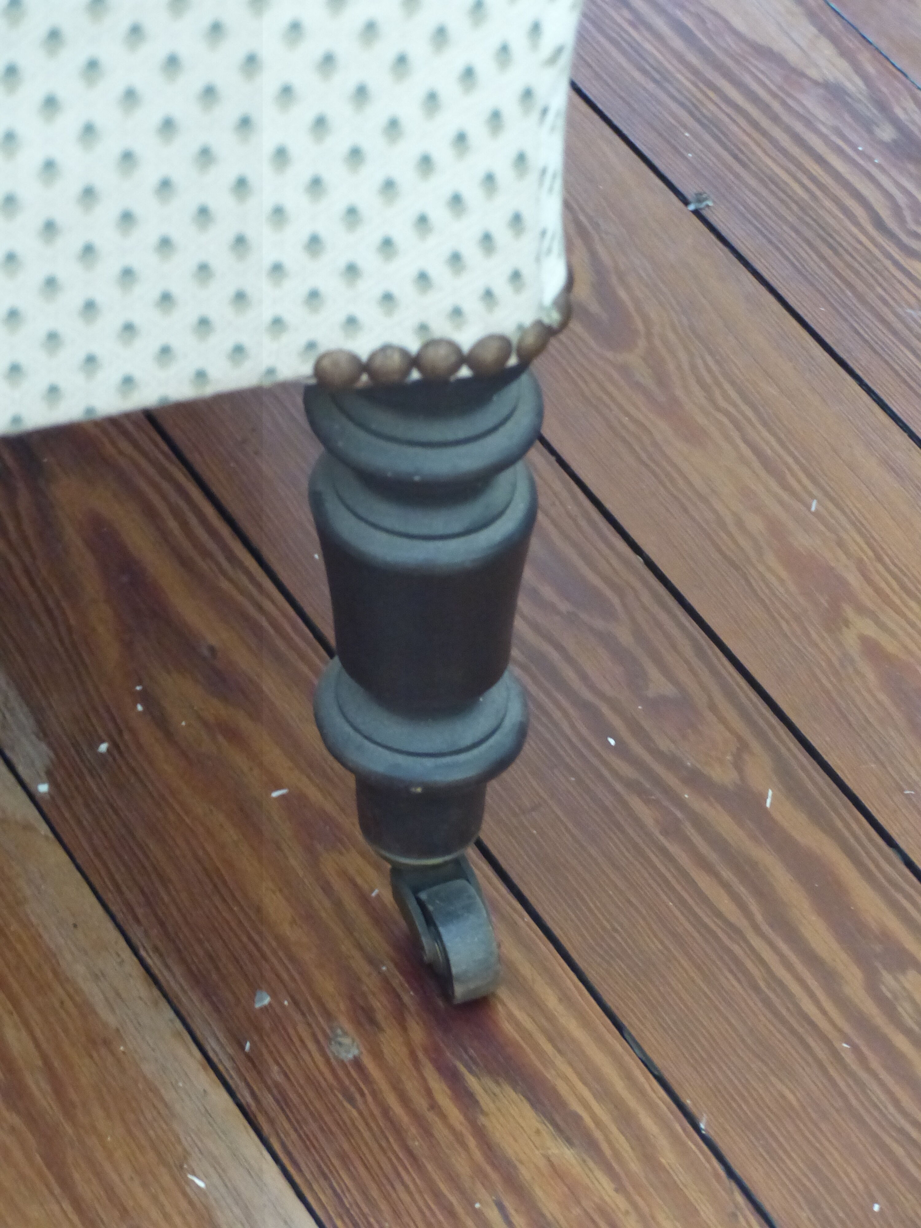 Toad style upholstery armchair debut 20°