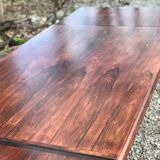 Table extensible en palissandre danois du milieu du siècle.