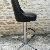 Swivel bar stool