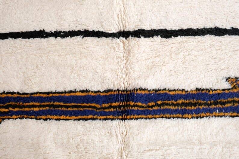 Handwoven natural wool rug with colourful patterns, size 1.4/2.6 m.