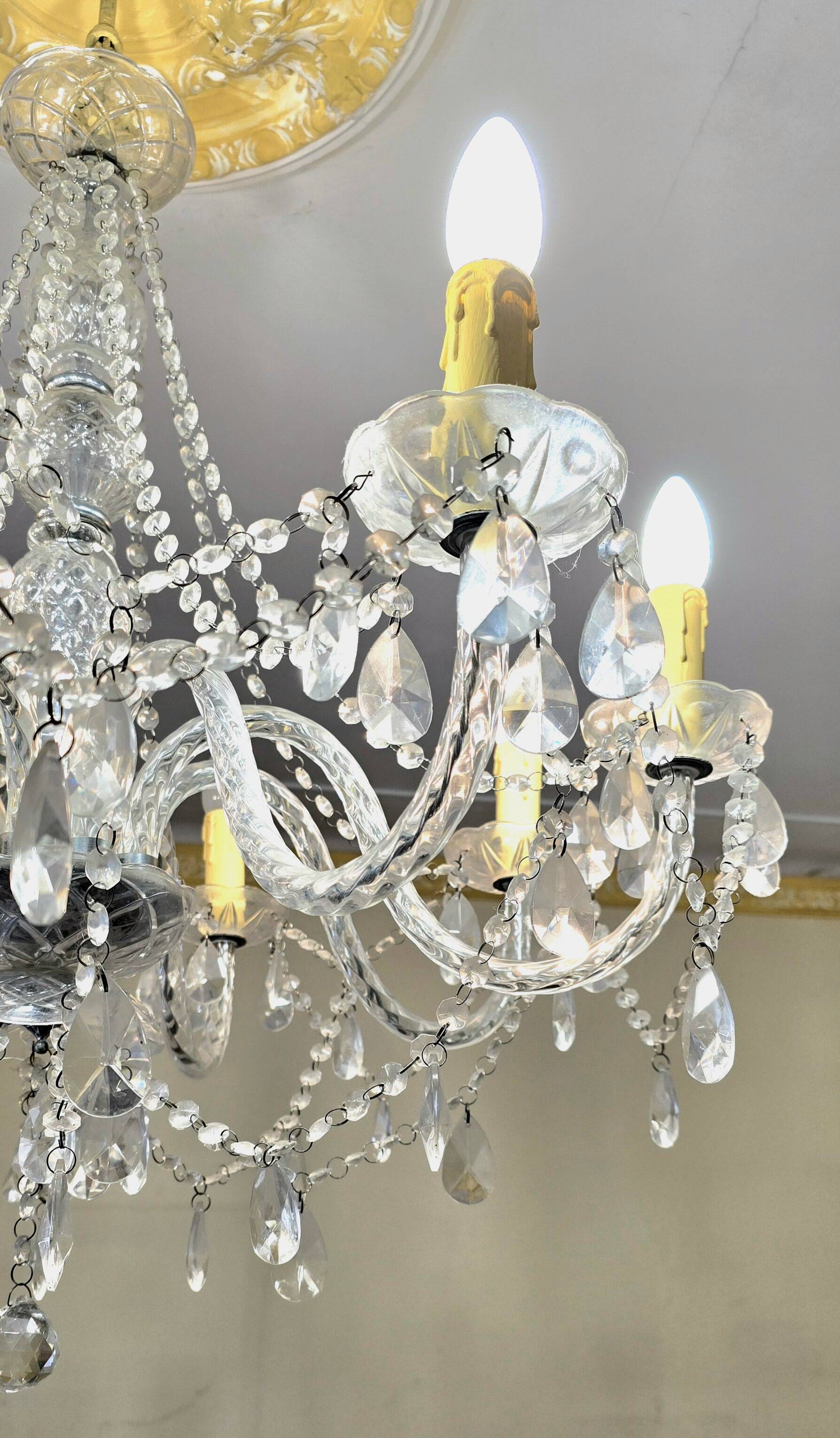 Glass chandelier with polypropylene arms – 9 lights