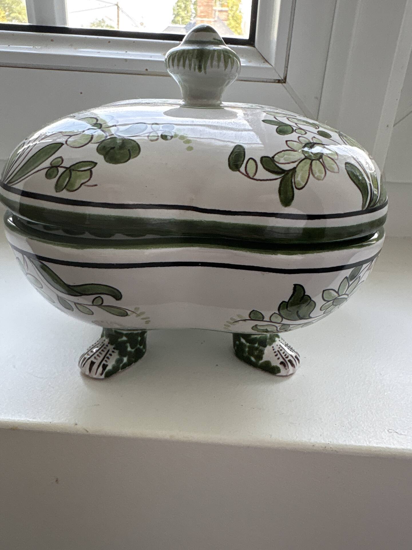 Pot with lid