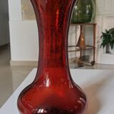Bubbled glass vase