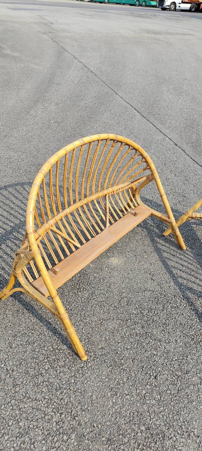 Rattan basket bed