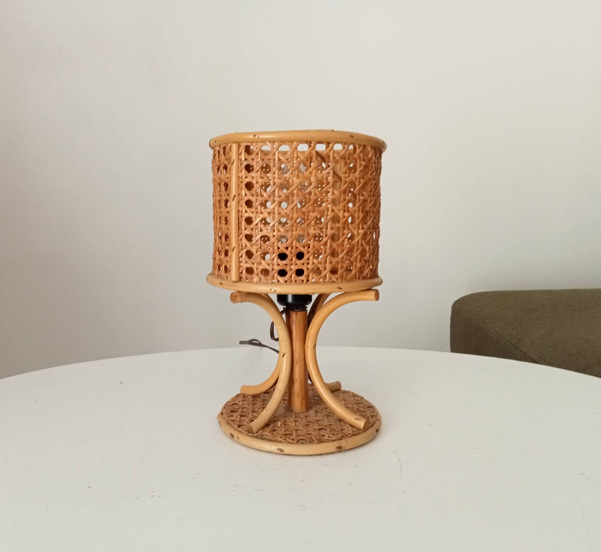 Vintage table lamp in organic style, French Riviera, rattan and caning.