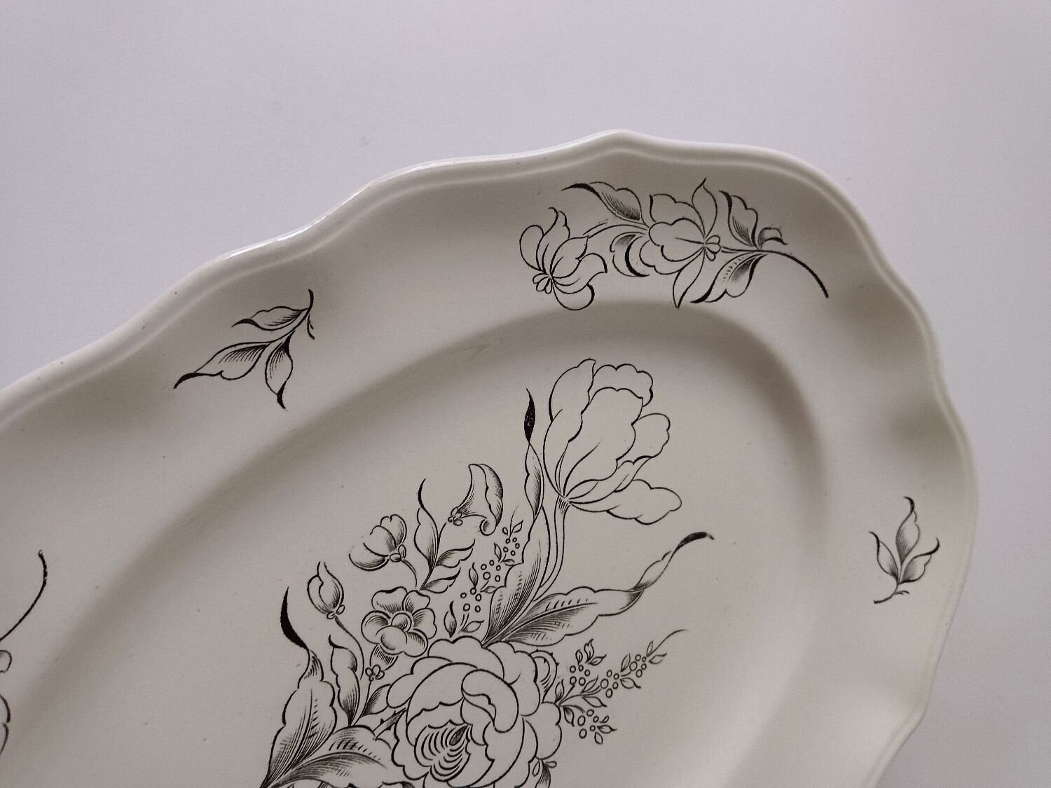 Ceramic dish Lunéville