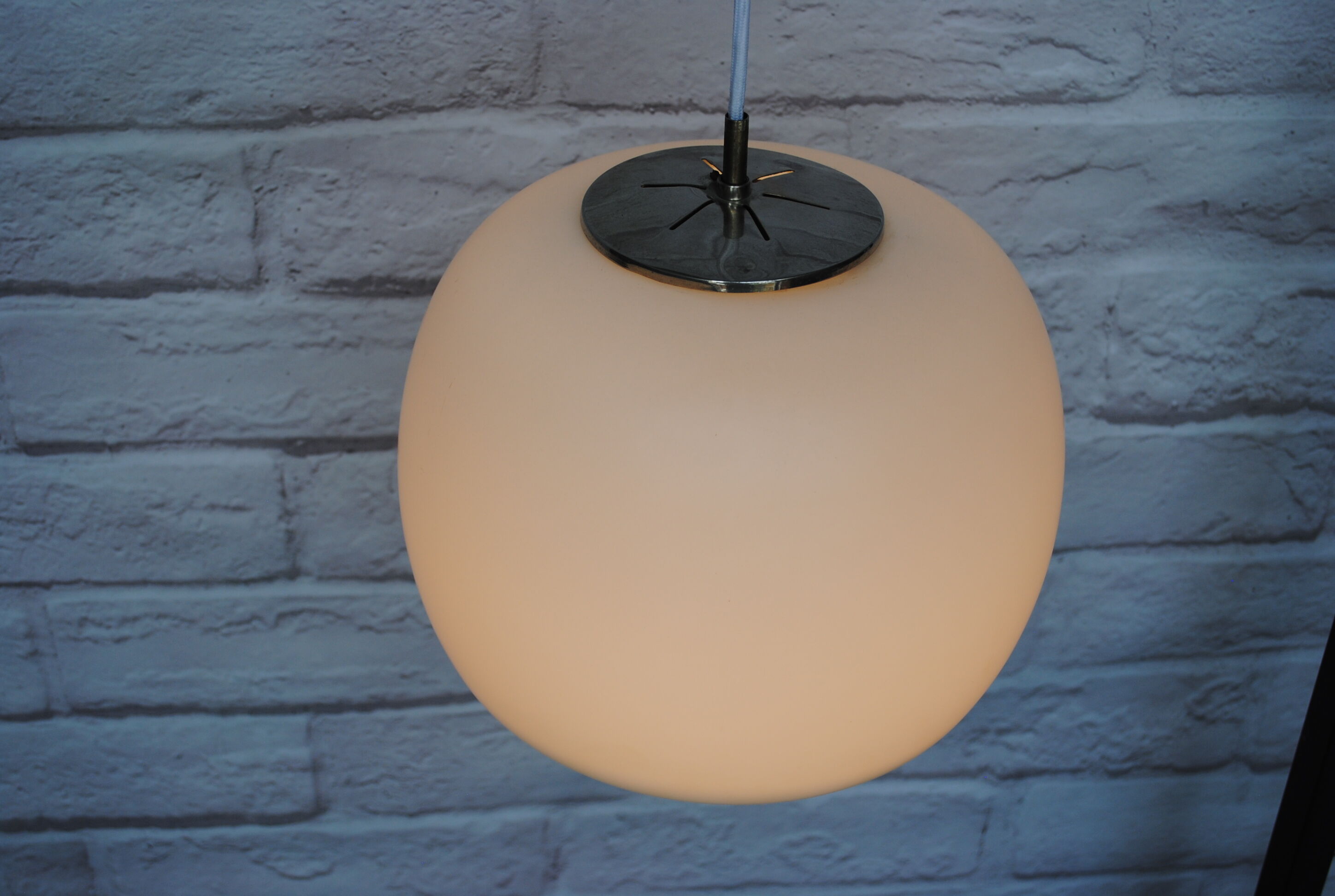 Vintage glass suspension