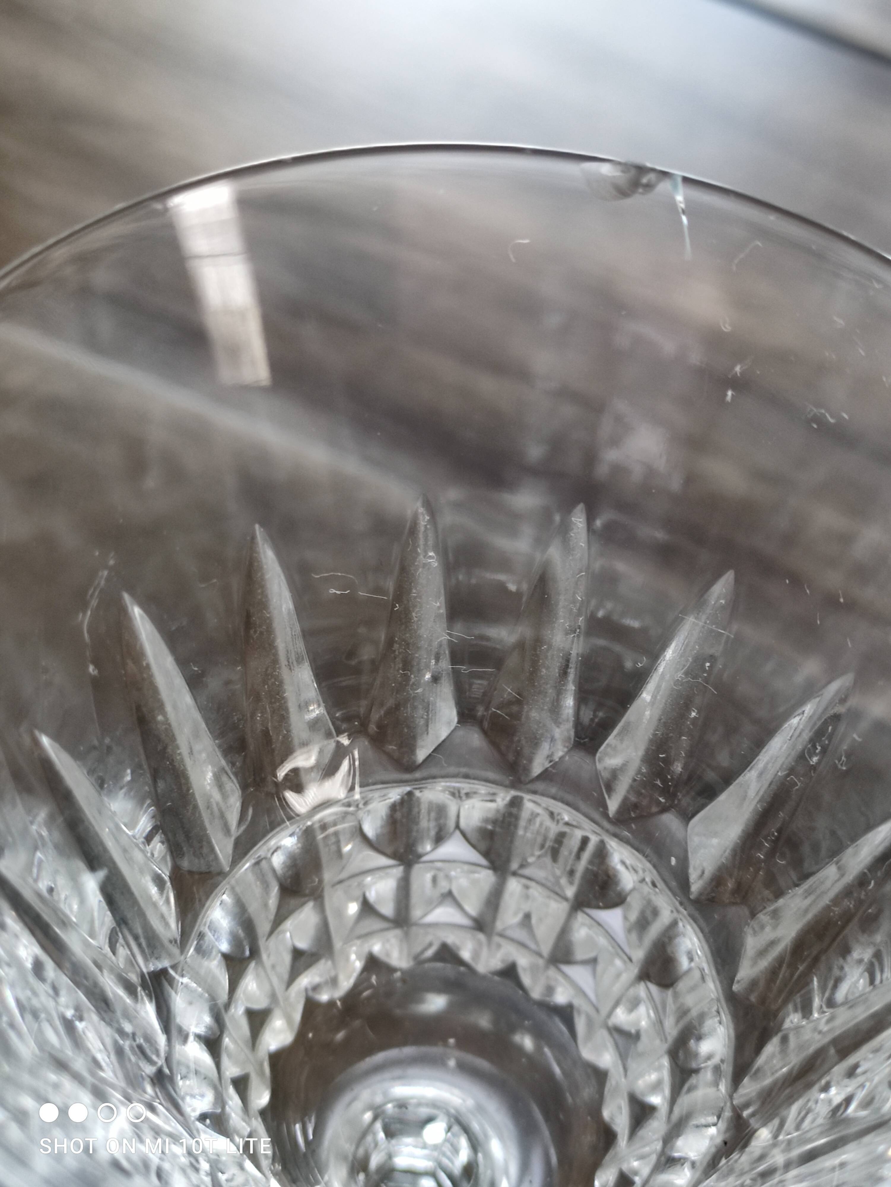 Set of 8 white wine glasses small capacity in antique chiseled crystal