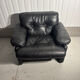 Black leather armchair – Tobia Scarpa for B&B Italia