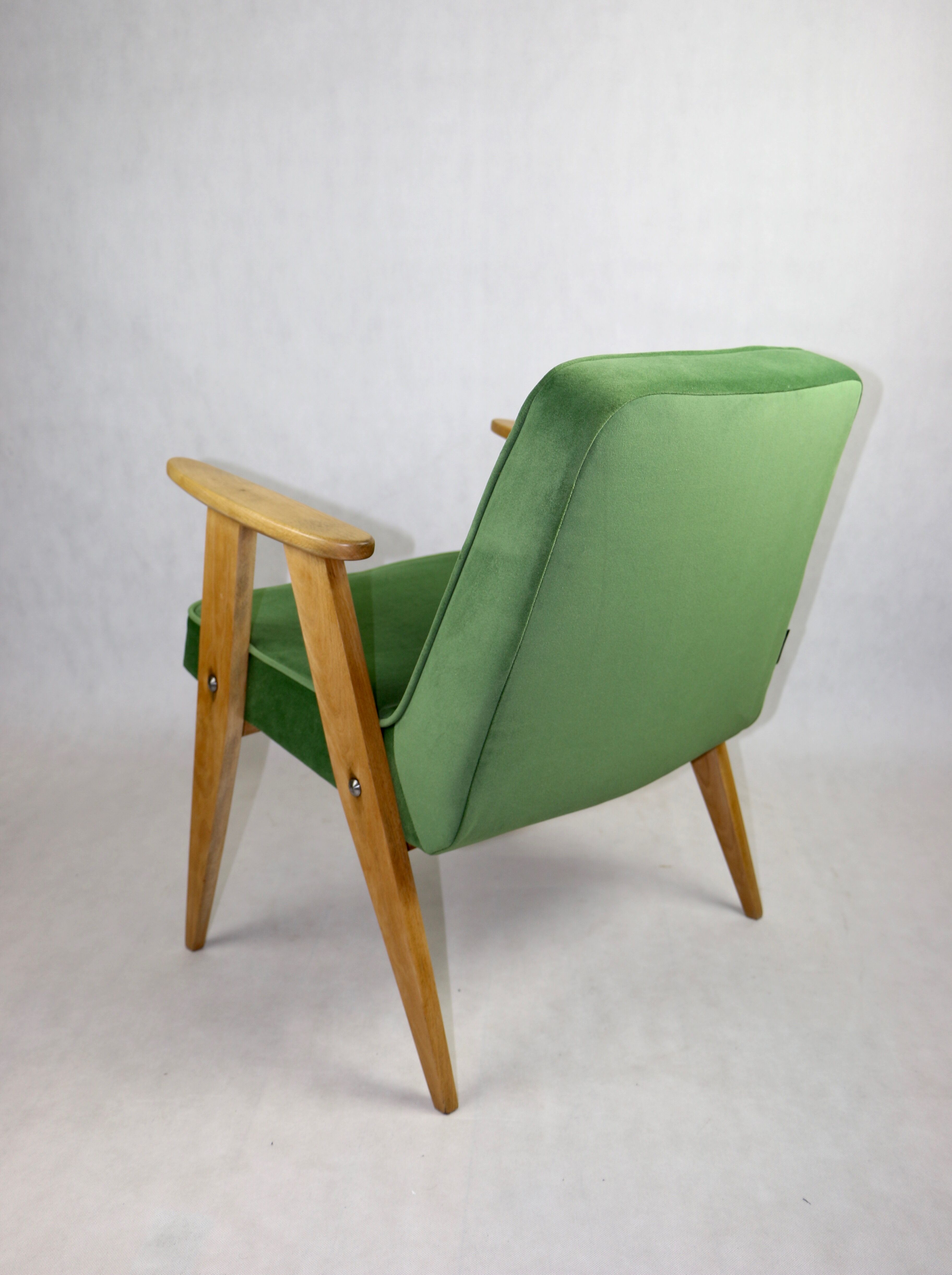 Light green velvet 366 lounge chair by Józef Chierowski, 1970s