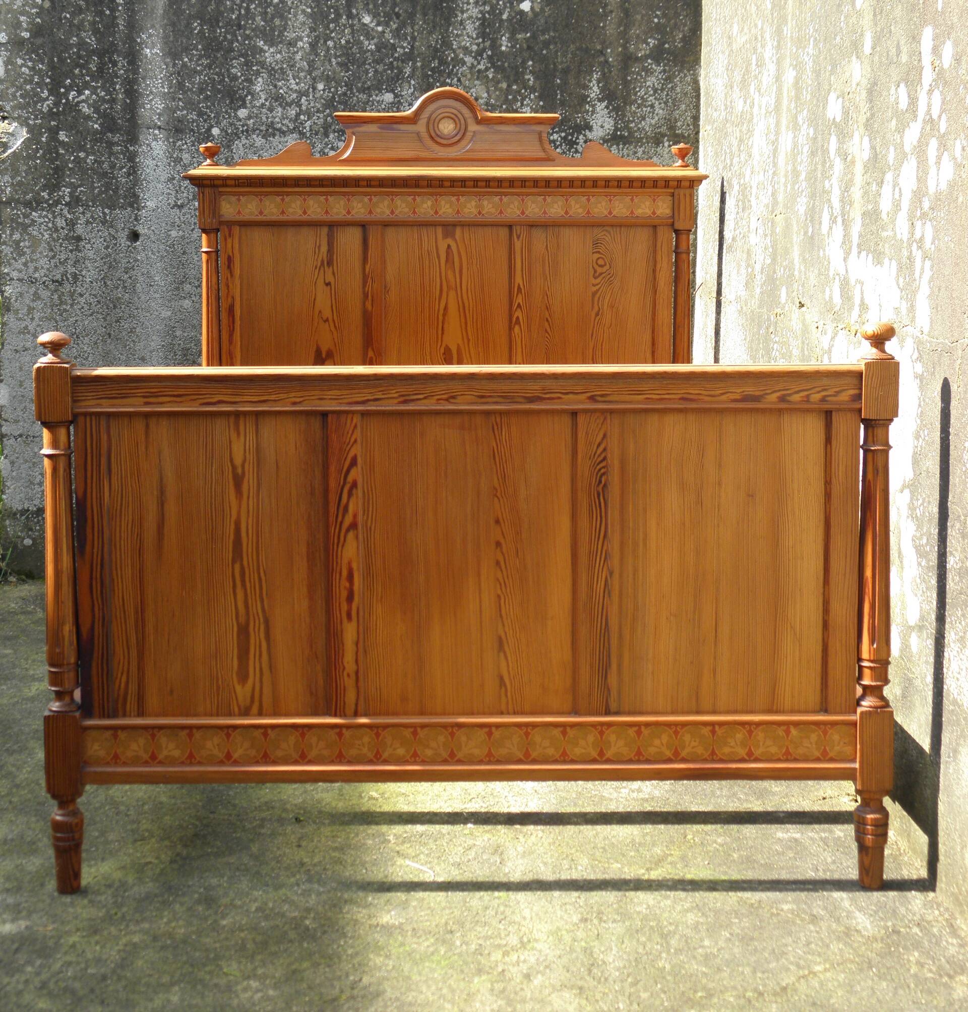 1900 bed in pitch pine 193 x 120