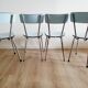 Table et 4 chaises en formica bleu