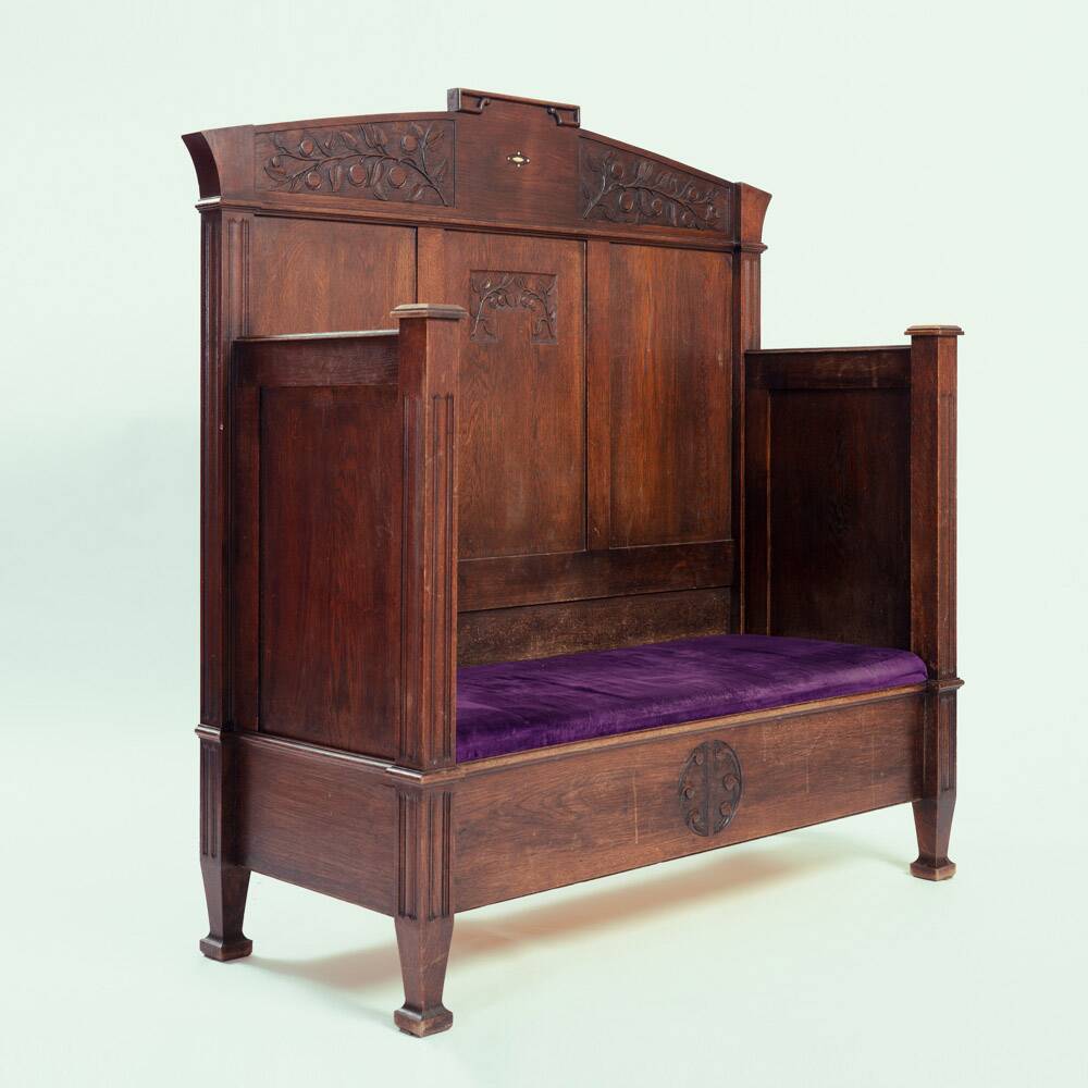 Arts crafts oak bench with storage