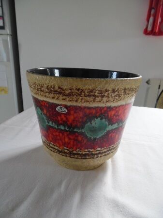 Flower pot 70's