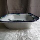 Plat en faience a decor de poisson