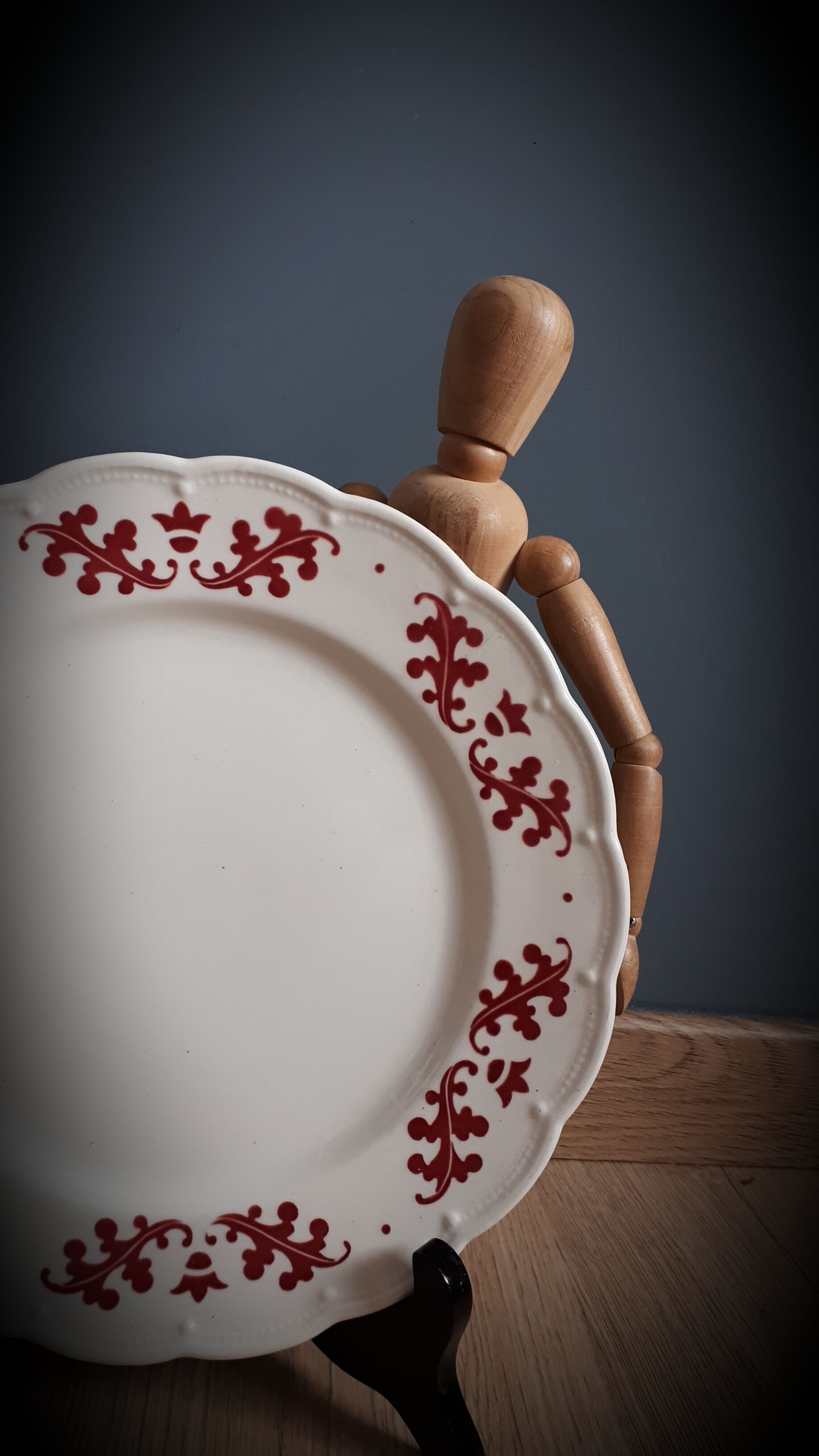 Coronation boch plate