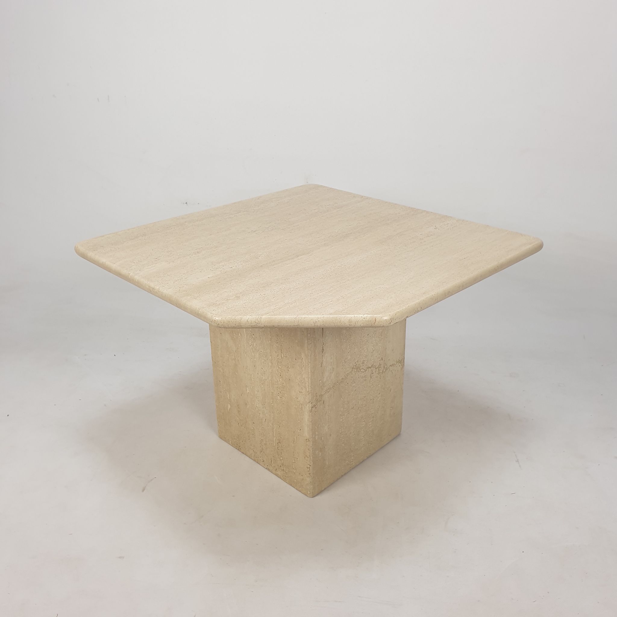 Italian Travertine Coffee Table, 1980s