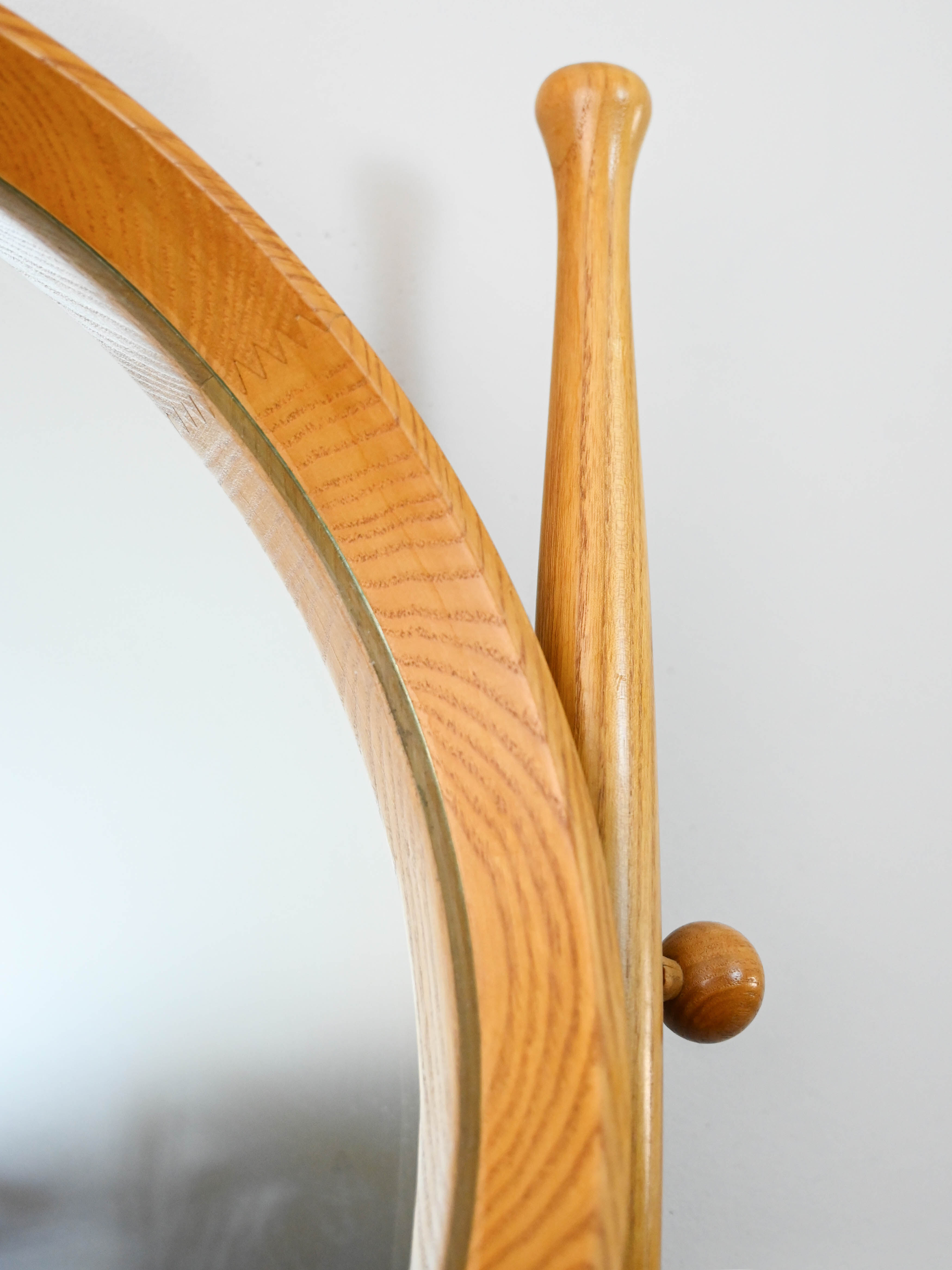 Vintage mirror with shelf and drawers