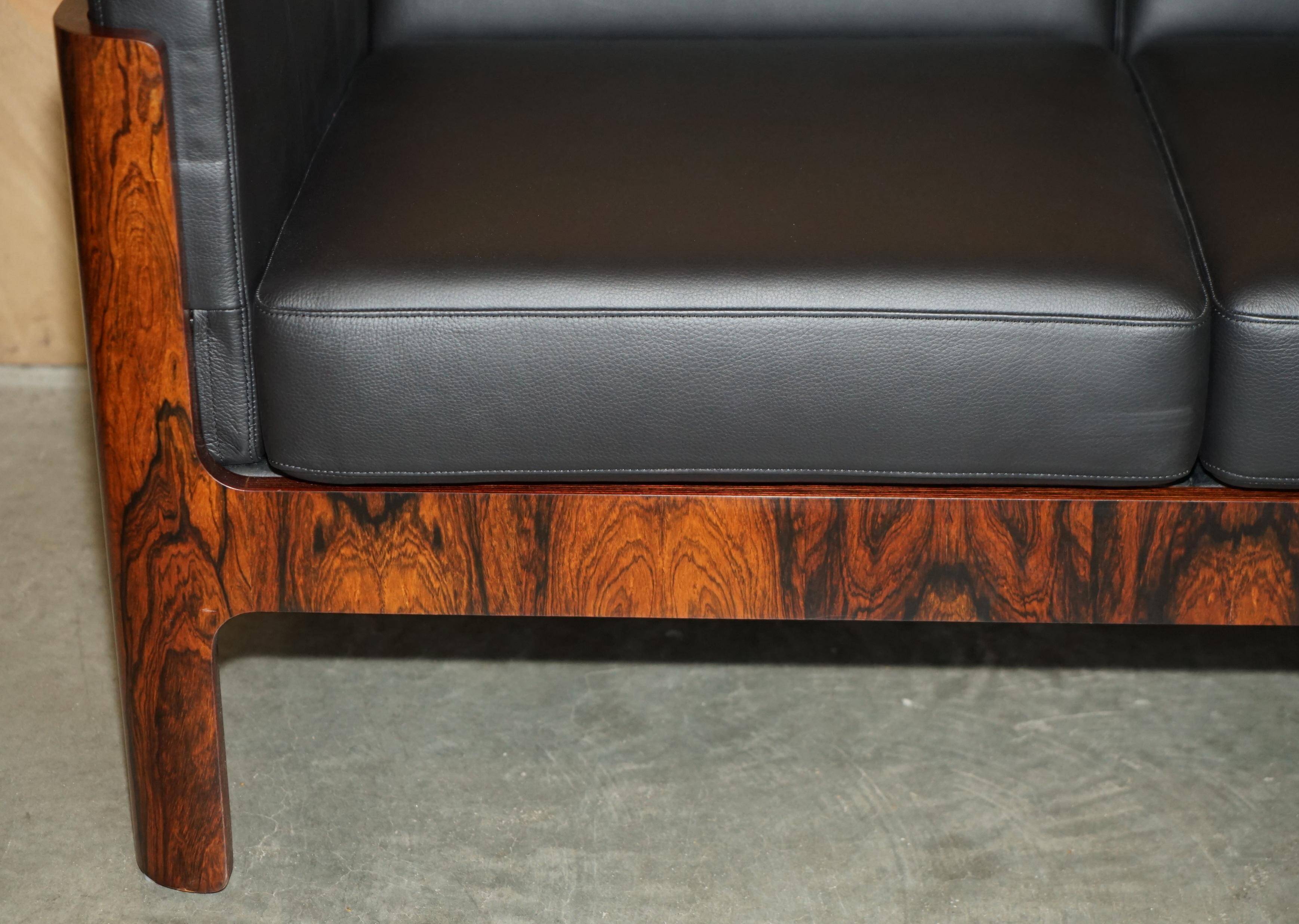 Mid-Century 3-seater canapé in Brazilian hardwood, 1966.