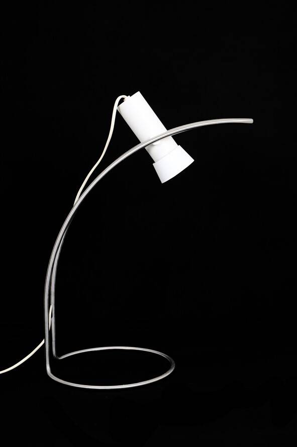 Nordisk Solar Compagni / Knud Holscher “Stringline” desk / table lamp / Danish postmodern design / 1980s
