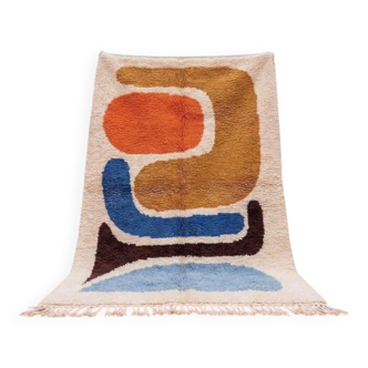 Beni Ourain Berber rug with colourful patterns, size 150 x 250 cm.
