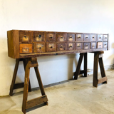 Workshop chest of drawers with authentic drawers