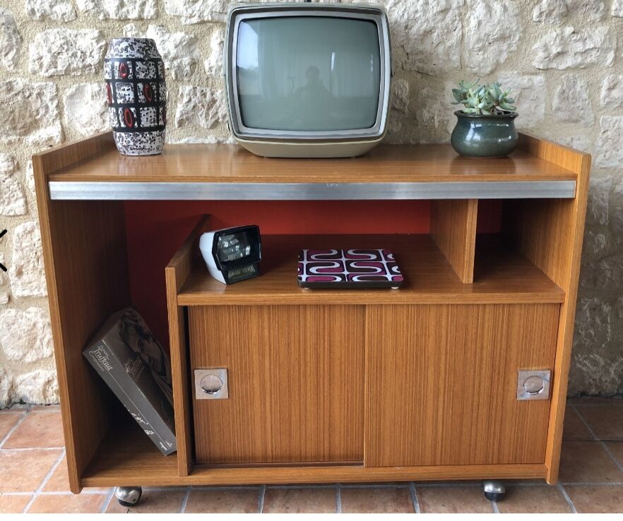 Meuble de rangement 1970 vintage