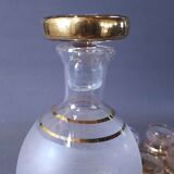 Liquor decanter and its 7 glasses