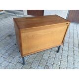 Meuble de bureau à porte coulissante