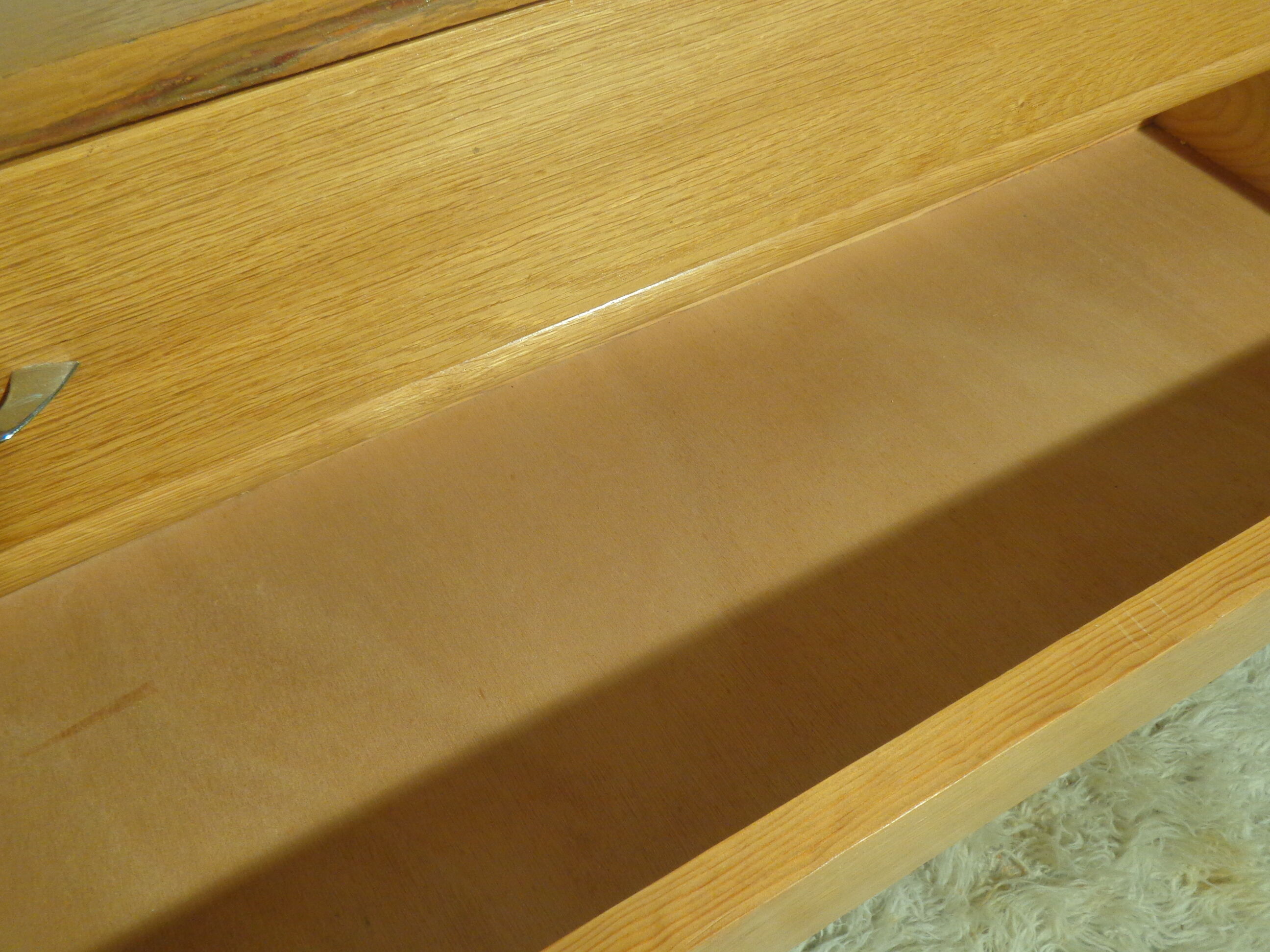 Vintage dresser  years 50