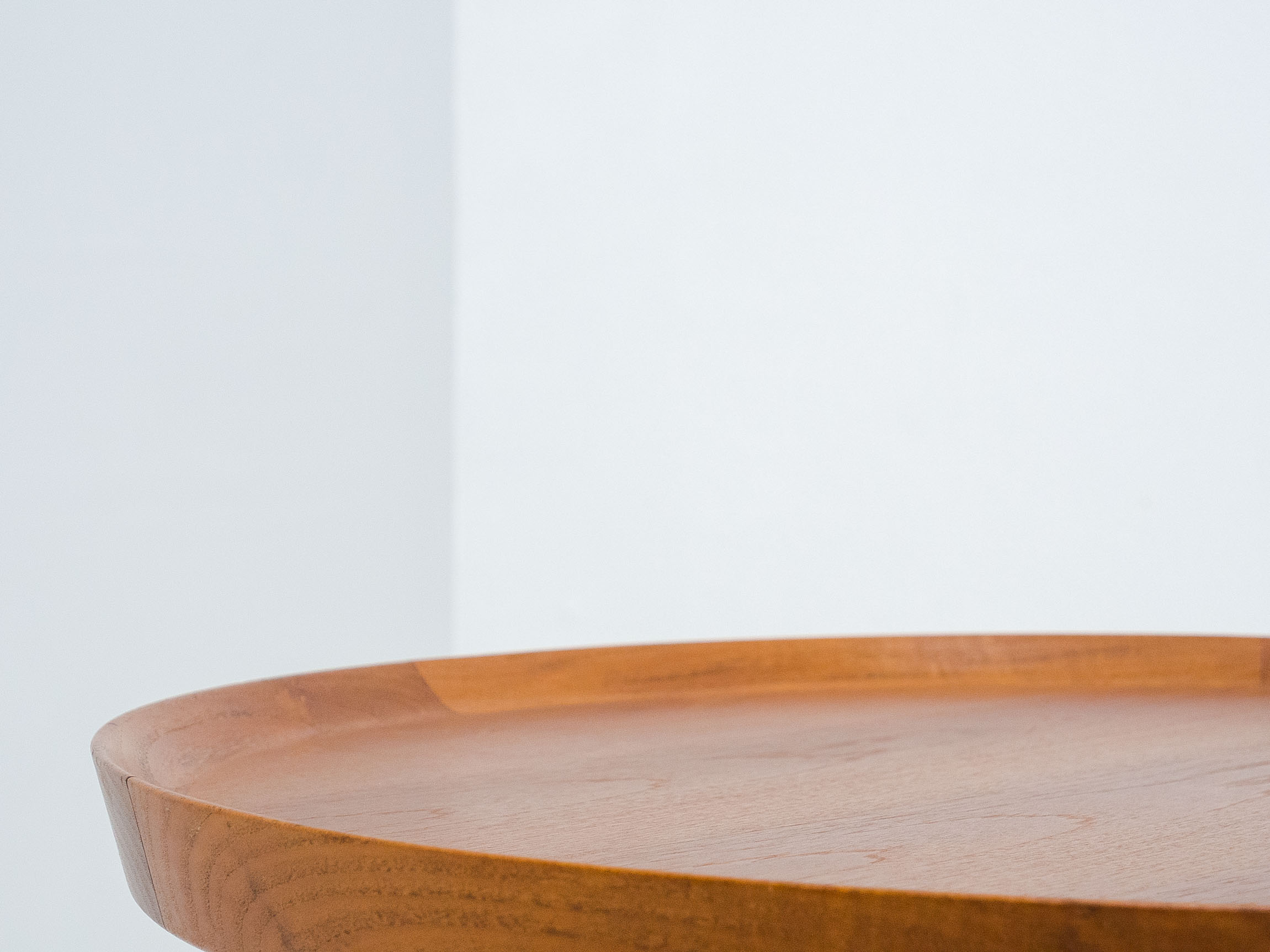 Sibast Møbler round teak coffee table designed by Arne Vodder