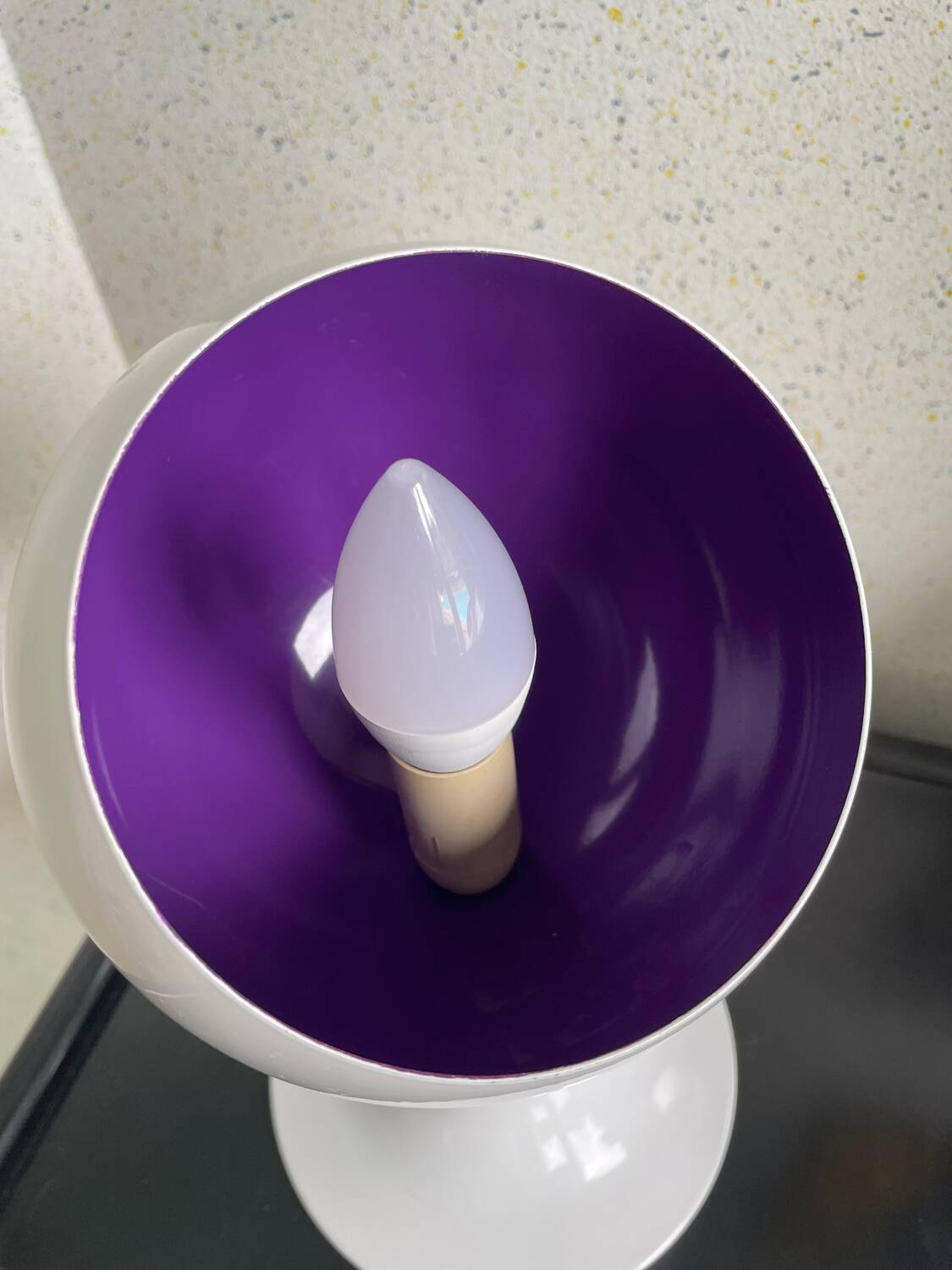 70/80 tulip base ball lamp