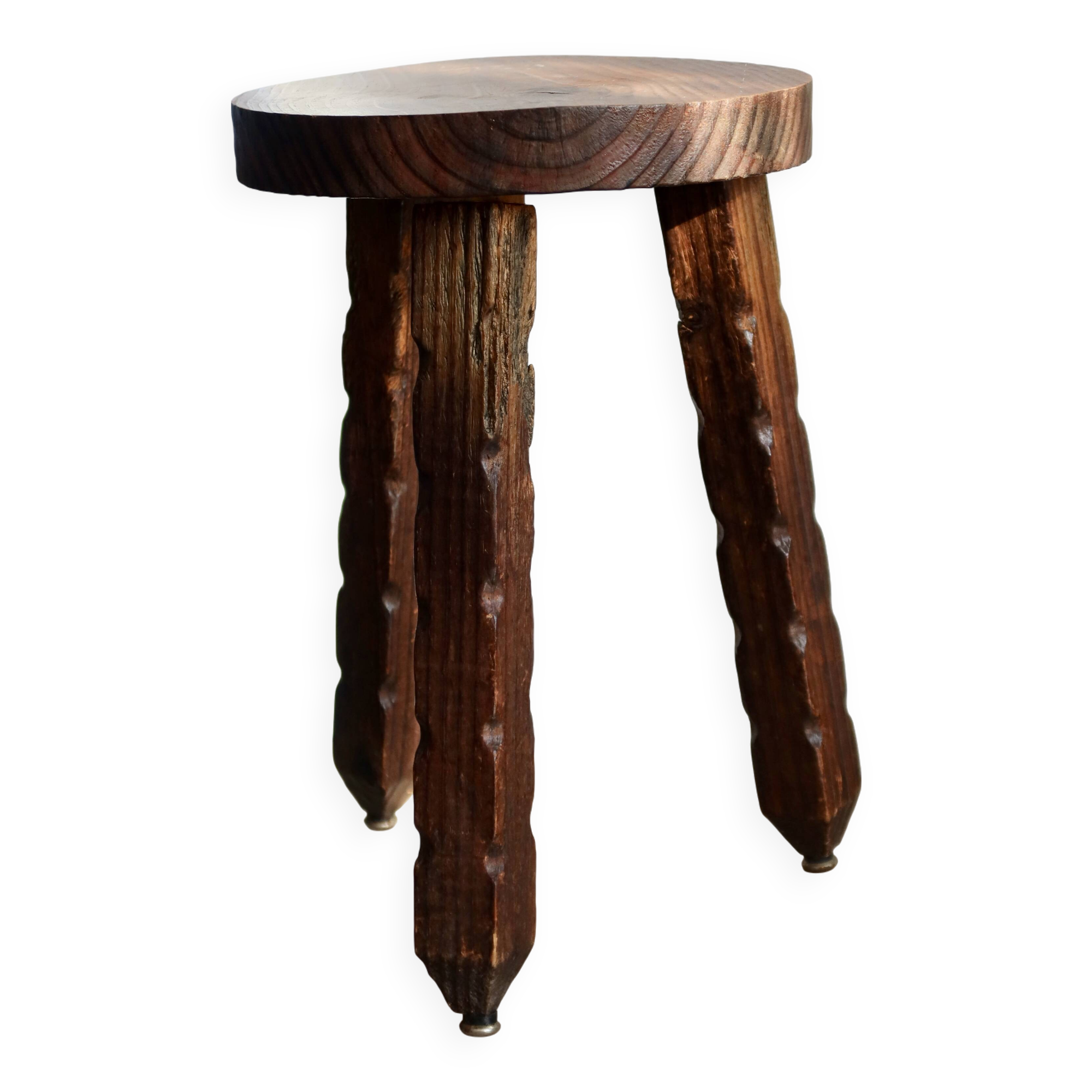 Tabouret tripode vintage rustique en bois massif