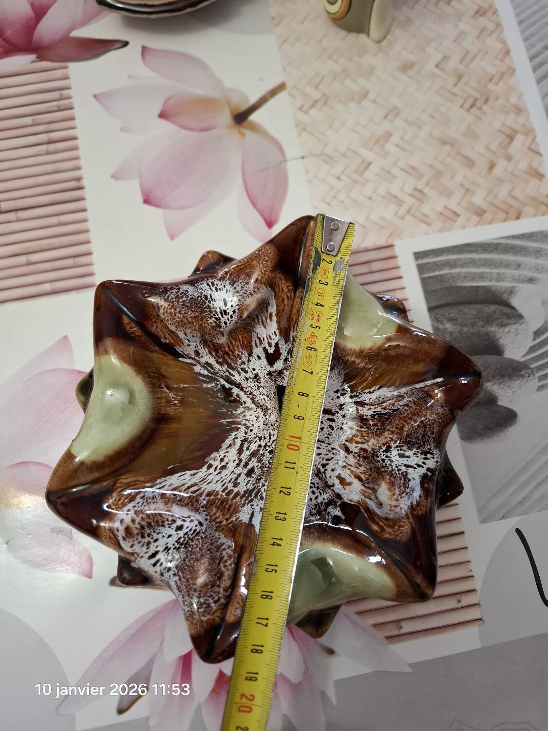 Vallauris-style catchall tray