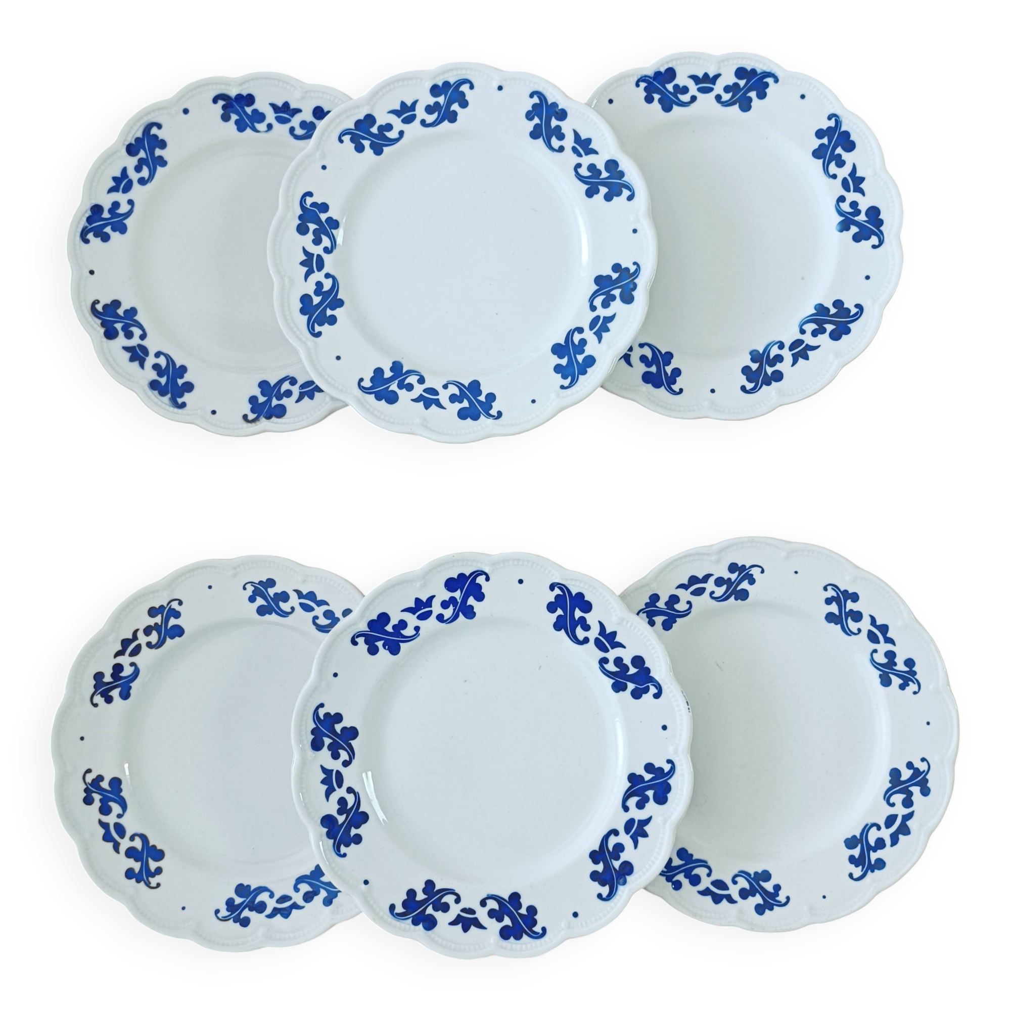 Set of 6 Boch oak leaf dessert plates