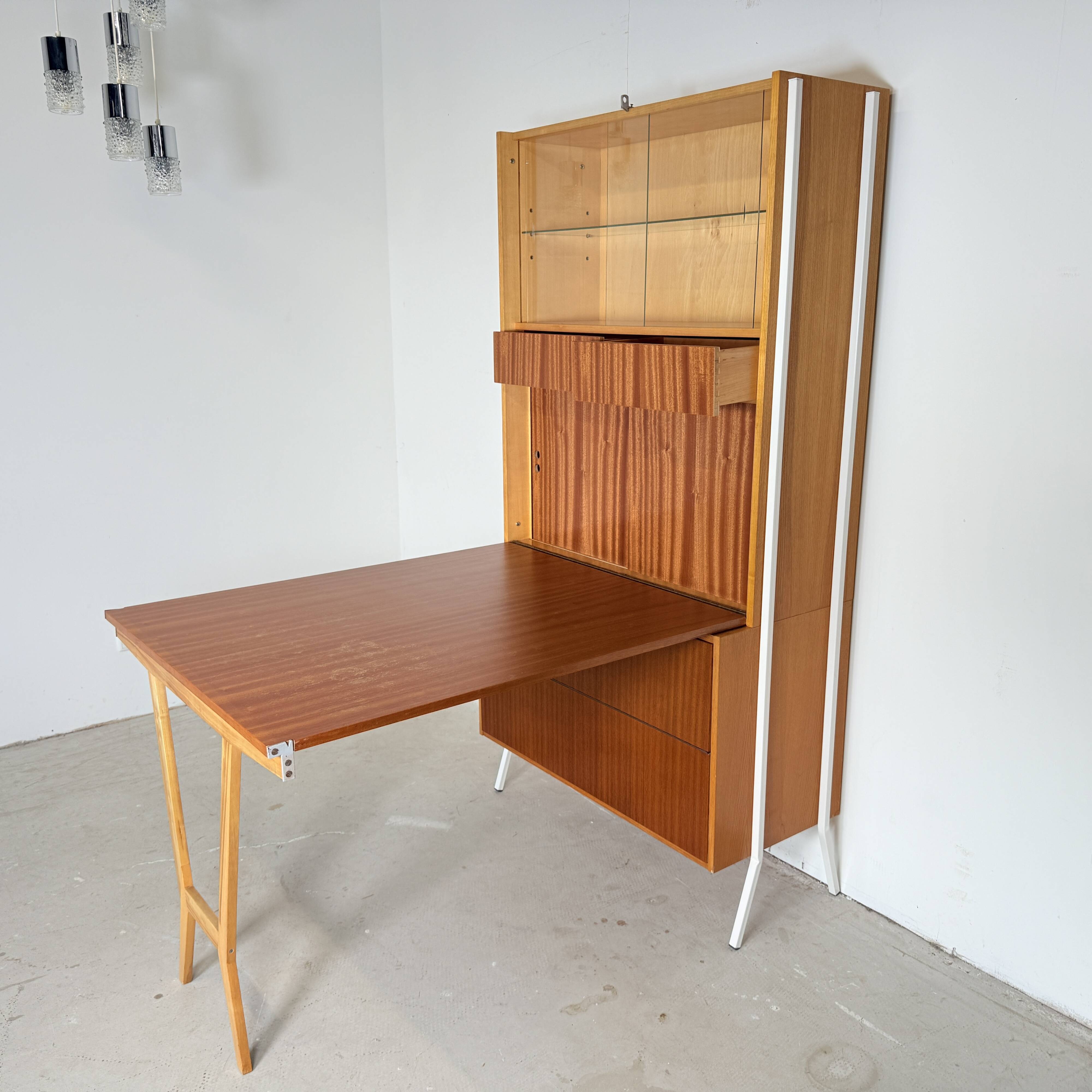 Coffre à jouets/coffre à couvertures vintage avec table, Frantisek Jirak