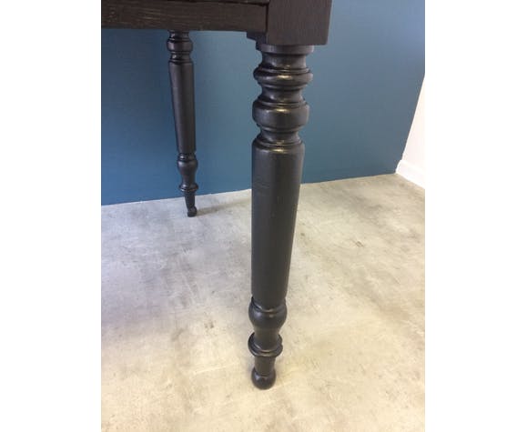 Farm table with drawers