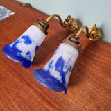 Pair of wall lights in bronze and marmoreal glass