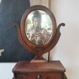Mini dressing table