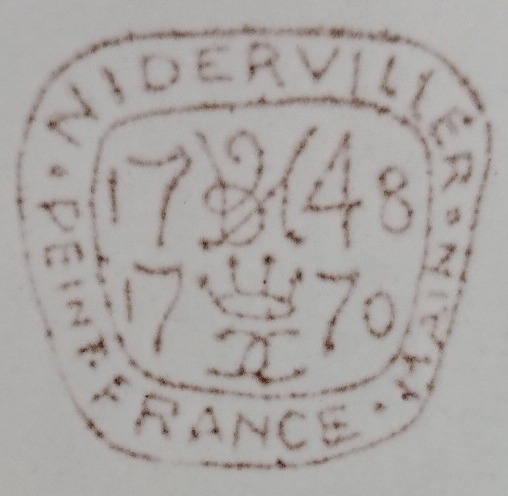 large flat plate Niderviller round dish.