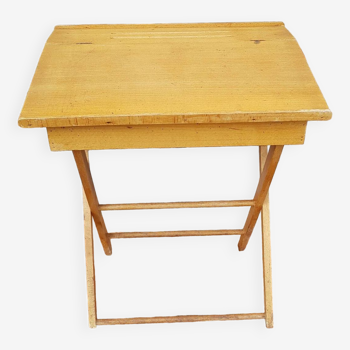 Foldable children's desk desk from the 1950s