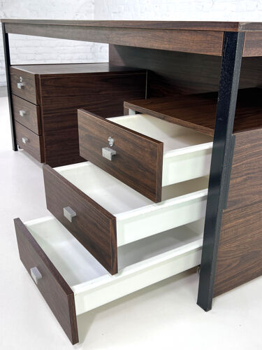Bureau modèle Direction de Pierre Guariche pour Meurop 1960