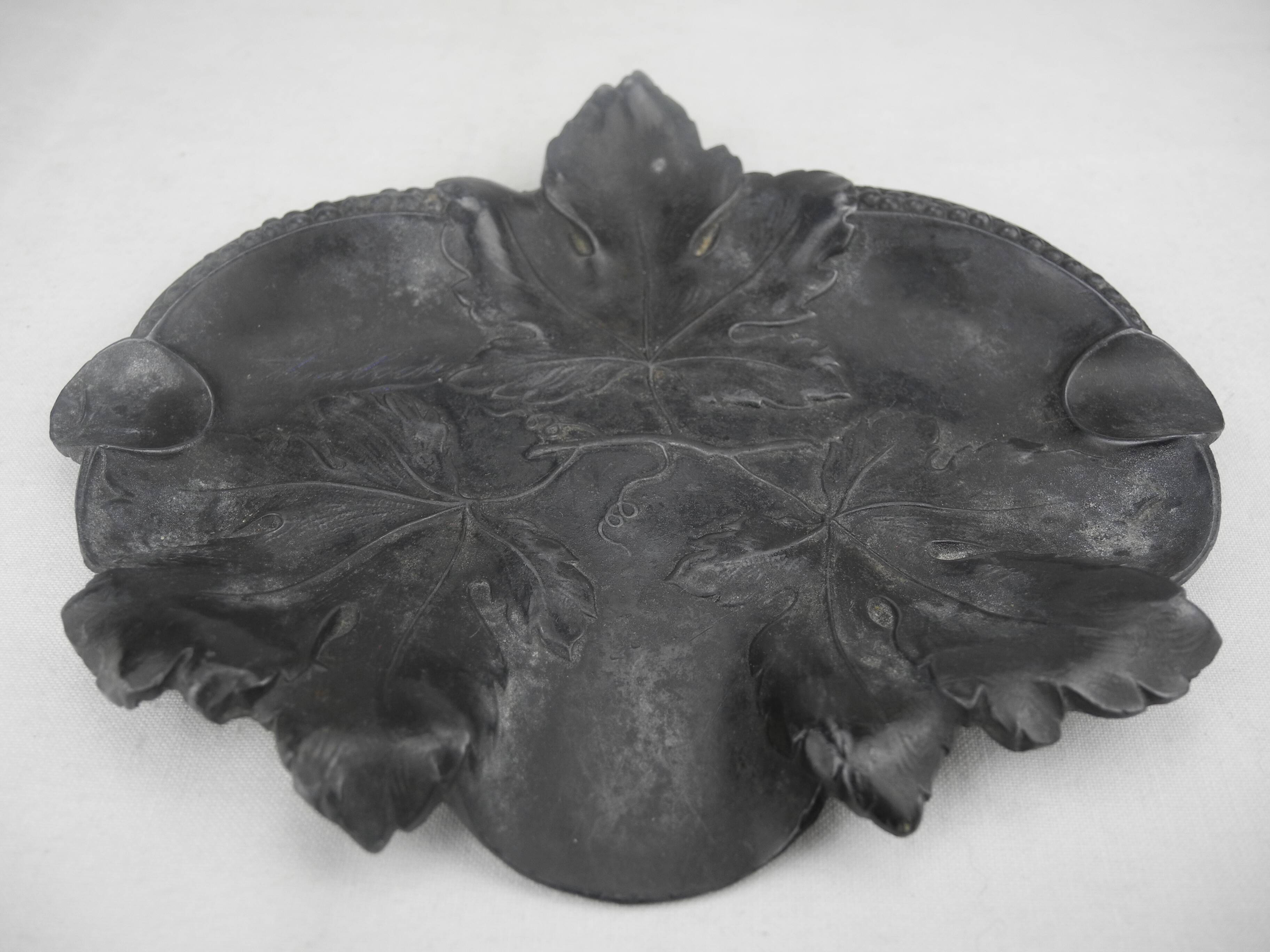 old ashtray empty pockets Amboise antique French ashtray