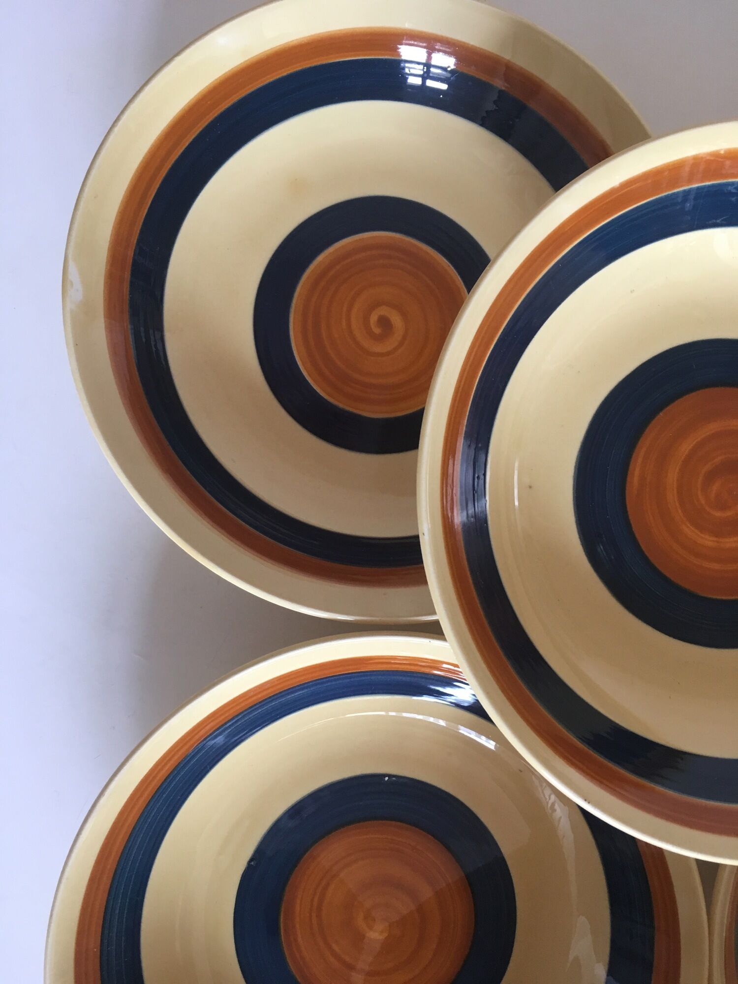 Set of 8 hollow plates cap faience gience of Gien 1970s