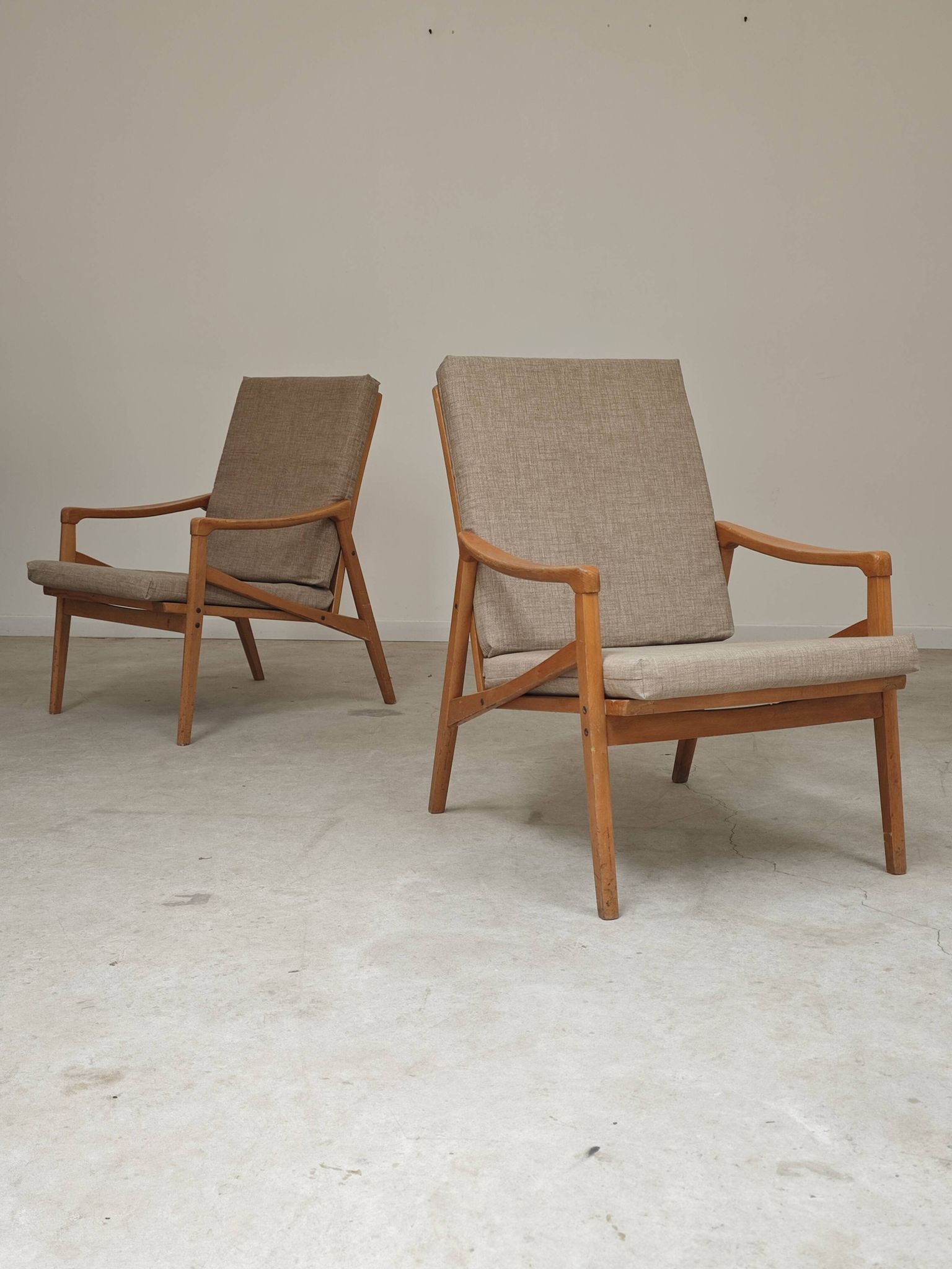 Pair of grey armchairs by Jiri Jiroutek for Intérier Praha